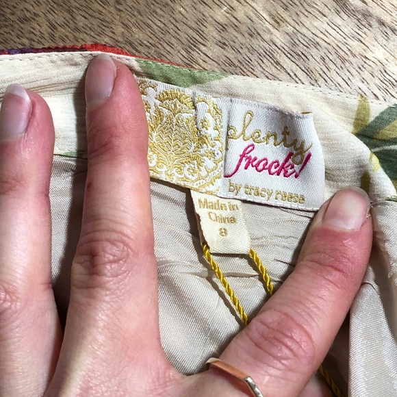 Floral sleeveless dress - Picture 3 of 3